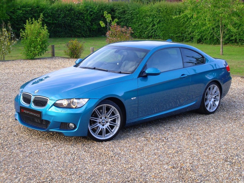 View BMW 3 SERIES 325D - Individual Atlantis Blue - Sat Nav - Xenons