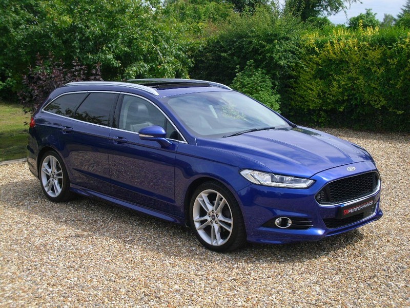 View FORD MONDEO 2.0 TDCi Titanium 180 BHP - Very High Spec - Exterior Body Styling - Panoramic Roof - ULEZ Exempt